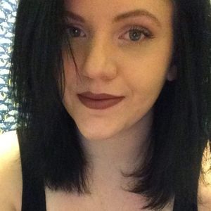 Meet your Posher, Ashley.